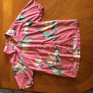 100% silk Tommy Bahama casual shirt